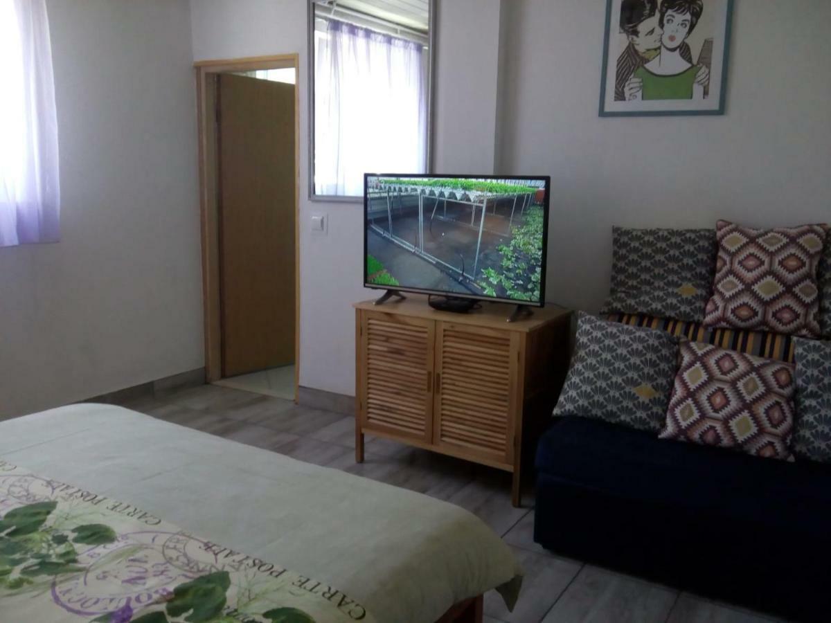 Apartman Teuta Zagreb Bagian luar foto